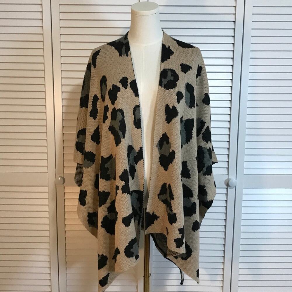 Retro Leopard Print Knit Ruana Poncho Open Front Cardigan Shawl Wrap Tan OS